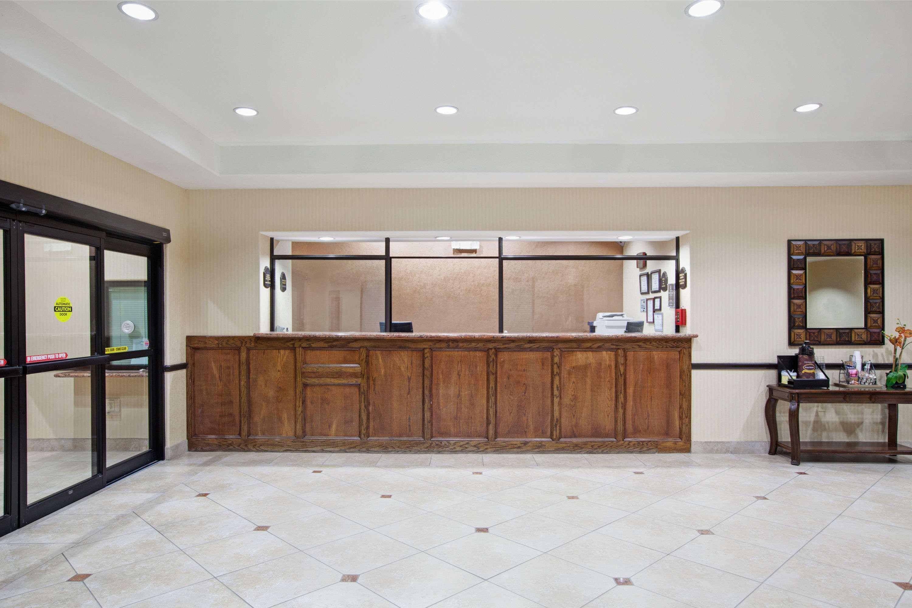 Super 8 By Wyndham Iah West/Greenspoint Aldine Luaran gambar