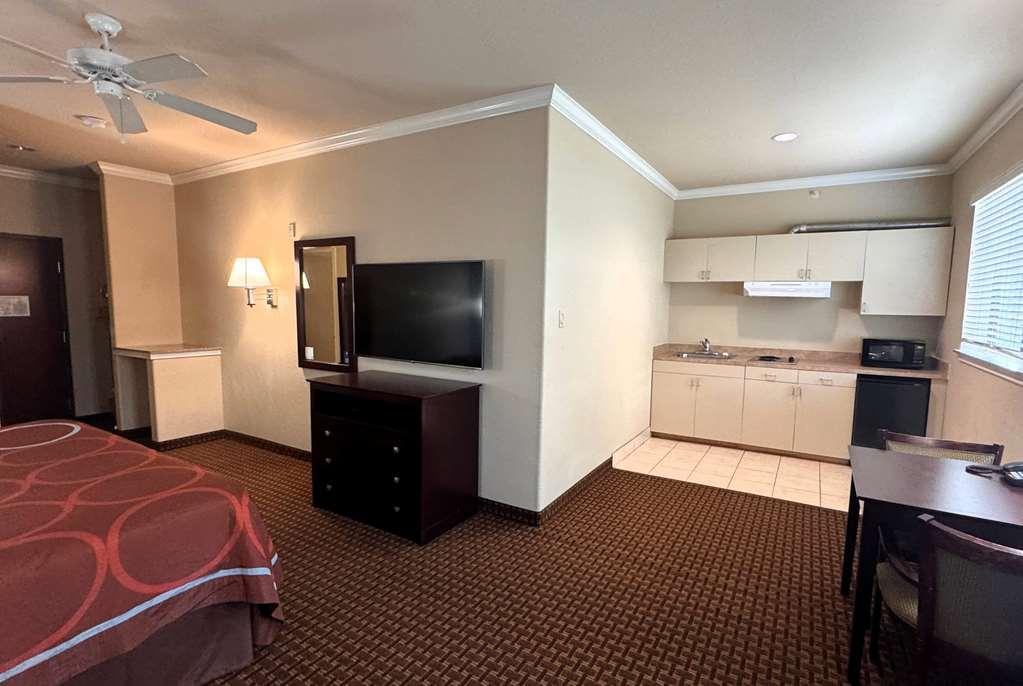 Super 8 By Wyndham Iah West/Greenspoint Aldine Bilik gambar